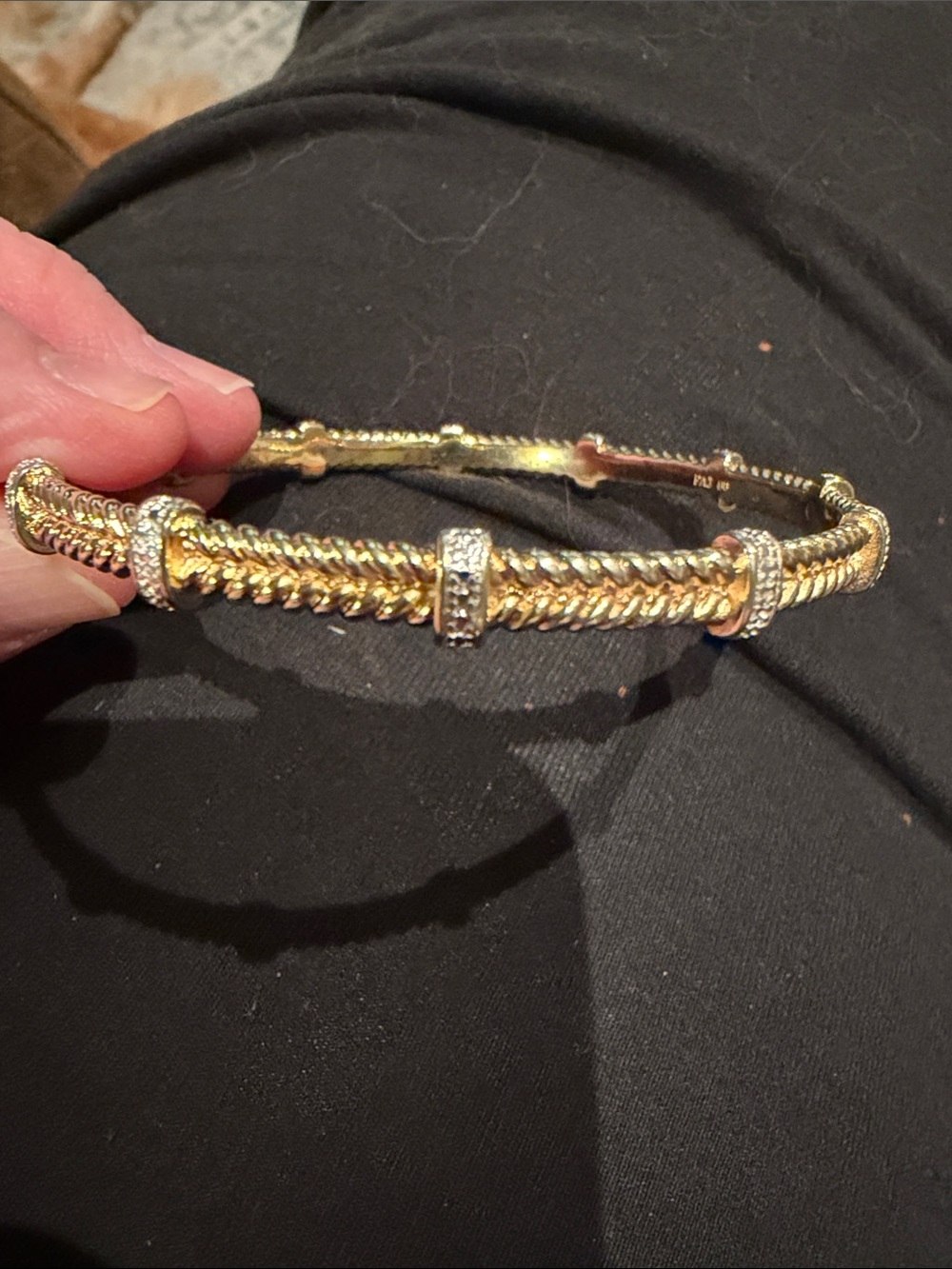 Gorgeous 925 Sterling Bangle